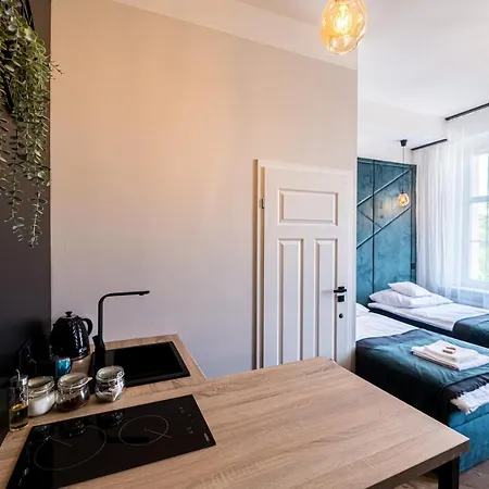 Apartamenty Wysoki Poziom Jelenia Góra Zewnętrze zdjęcie